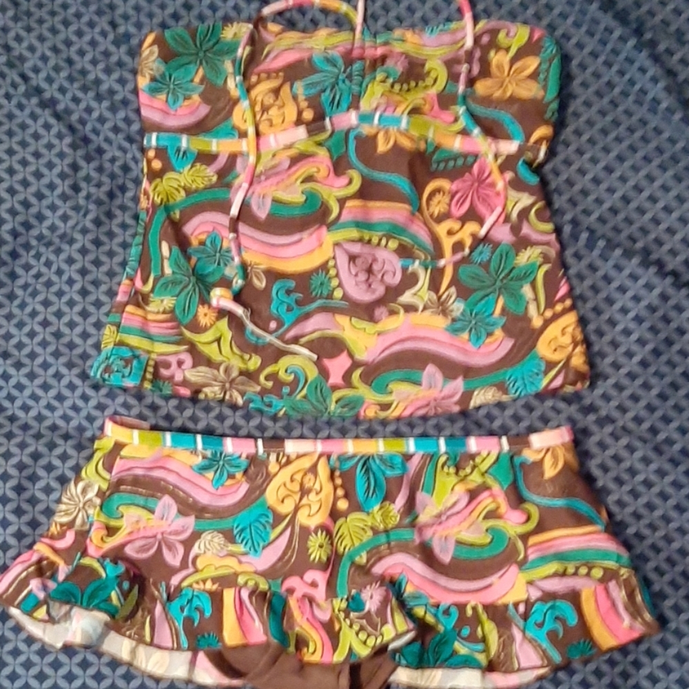 Bathing suit